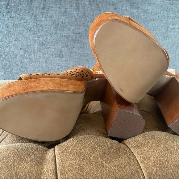 Joe’s Brown Leather Laser Cut Platform Chunky Sandals 9