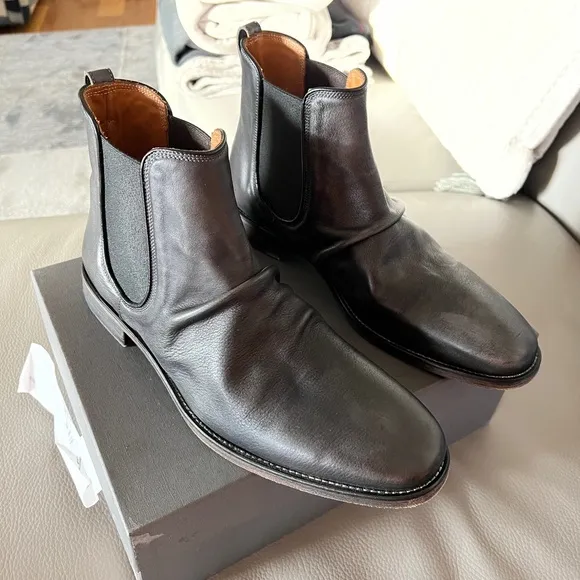 John Varvatos Fleetwood Sharpei Chelsea Leather Ankle Boots Mens Size 11 Gray