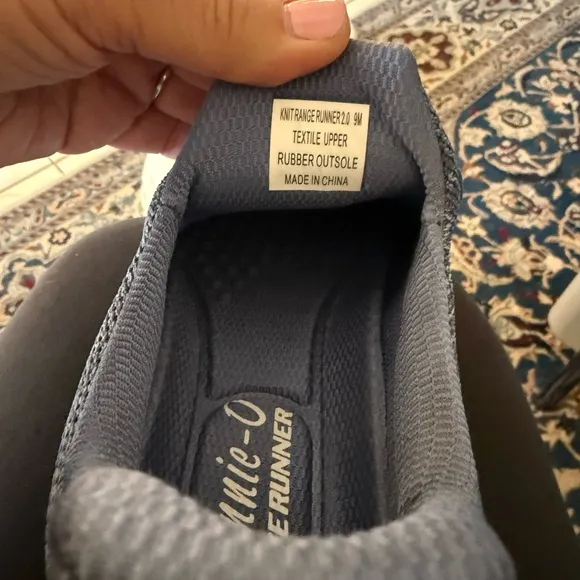 Johnnie-O Range Runner Shoes “No Tie Speed Laces”