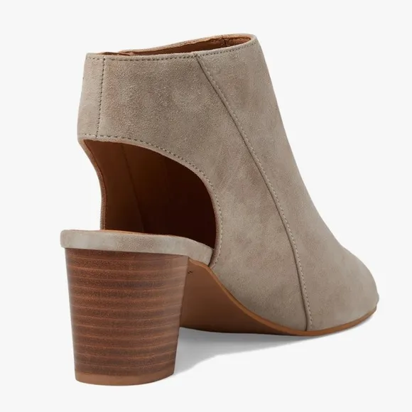 Johnston &amp; Murphy Evelyn Side Zip Bootie