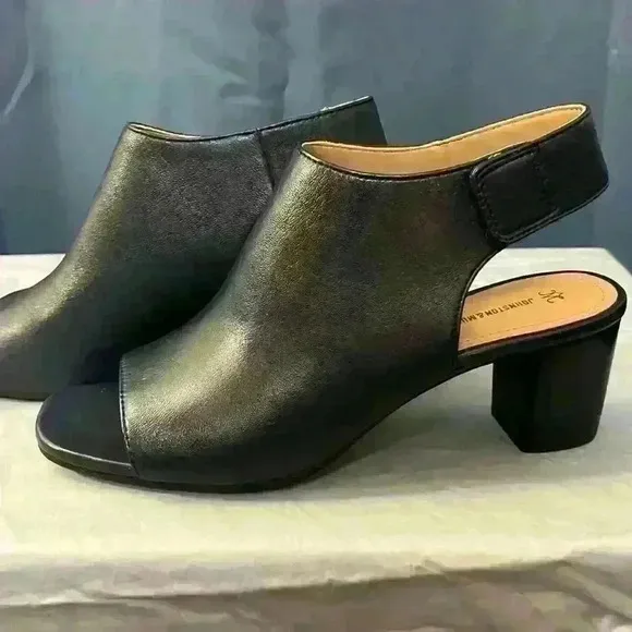 Johnston &amp; Murphy Open Toe Sandal