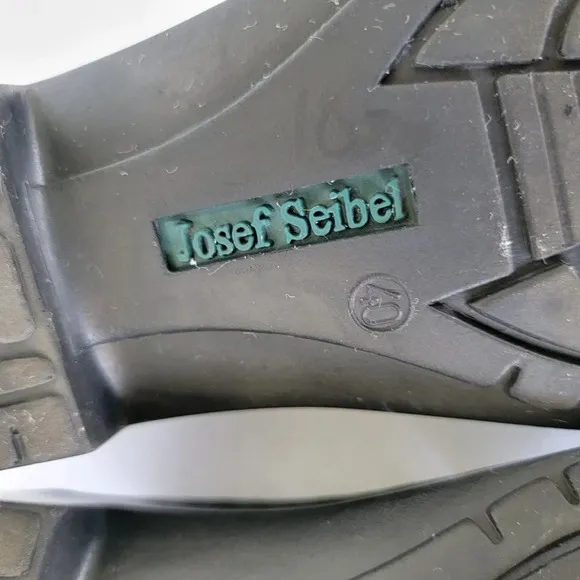 Josef Seibel Comfort Slide Leather Sandals Black Size 9 /  40