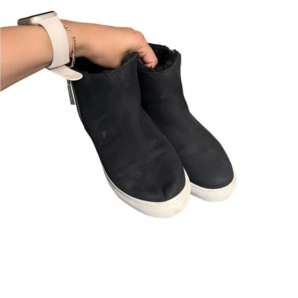 J/Slides Ankle Zipper Sherpa Sneakers Boots Booties