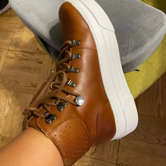 j/slides boots