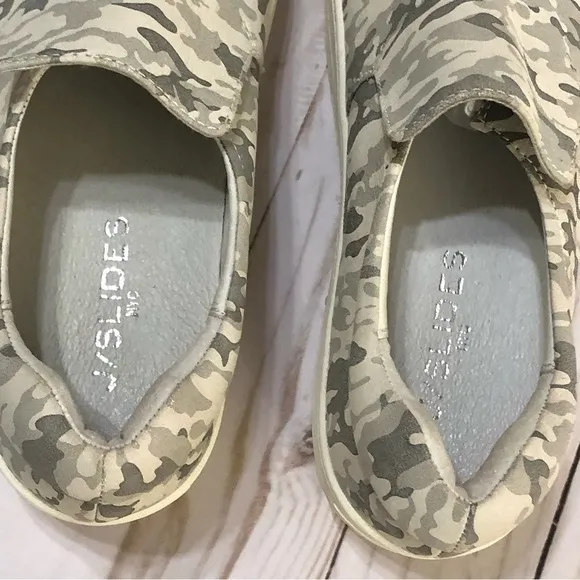 J/Slides Leather Pale Grey Shades Camo Platform Sole Slip-on Sneakers size 8