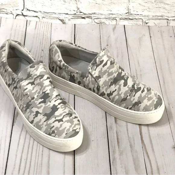 J/Slides Leather Pale Grey Shades Camo Platform Sole Slip-on Sneakers size 8