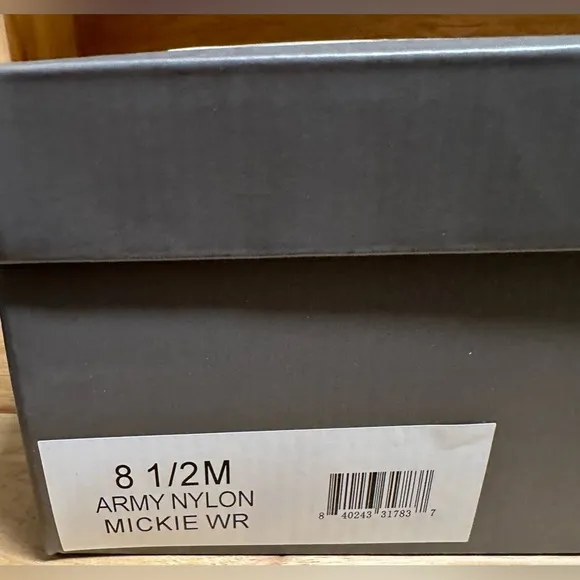 J/Slides NY MICKIE Army Nylon Puff Boot NIB