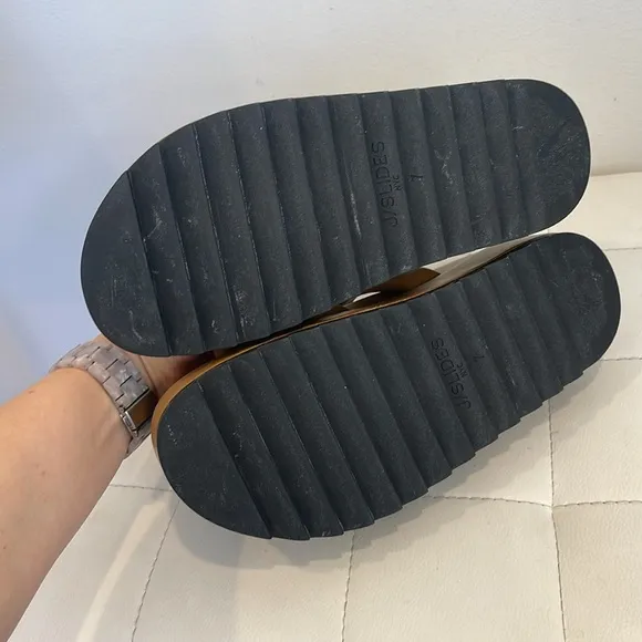 J/Slides Sandiral Sandal Size 7 (New)