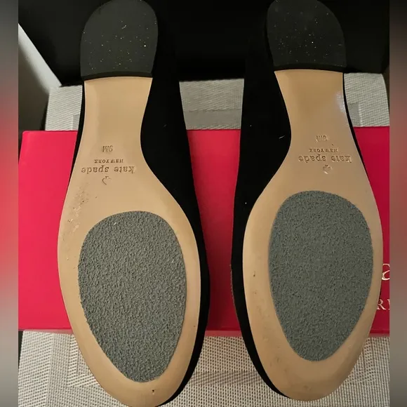 KATE SPADE NY PRE-LOVED AUTHENTIC BLACK SUEDE ‘LOVE’ METALLIC GOLD LETTERS FLATS