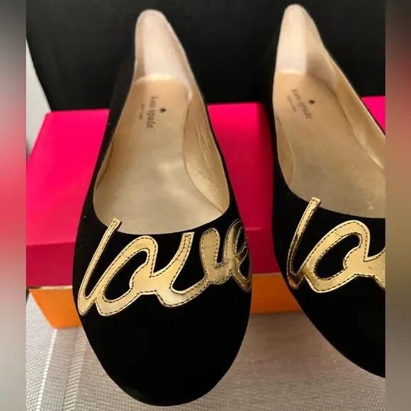 KATE SPADE NY PRE-LOVED AUTHENTIC BLACK SUEDE ‘LOVE’ METALLIC GOLD LETTERS FLATS