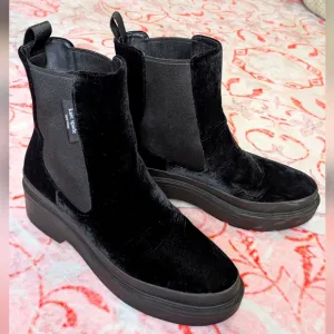 Kate Spade Winnie Boots Black Velvet Suede Size 9 Chelsea Boots Look