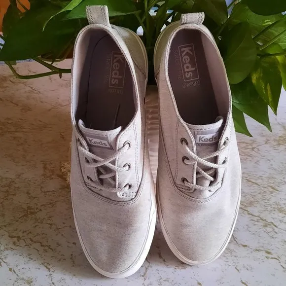 Keds Triumph Mid-Top Wool Sneakers Style# WF56627M- Heather Gray,  Size 10