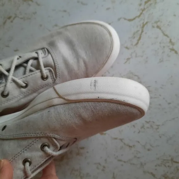 Keds Triumph Mid-Top Wool Sneakers Style# WF56627M- Heather Gray,  Size 10