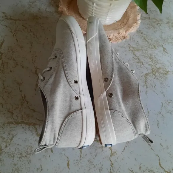 Keds Triumph Mid-Top Wool Sneakers Style# WF56627M- Heather Gray,  Size 10
