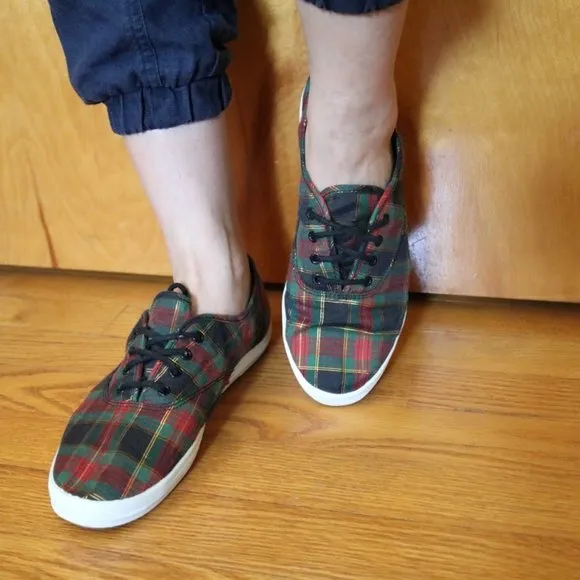 KEDS Vintage Christmas Plaid Sneakers Retro 90s Holiday - Size 8