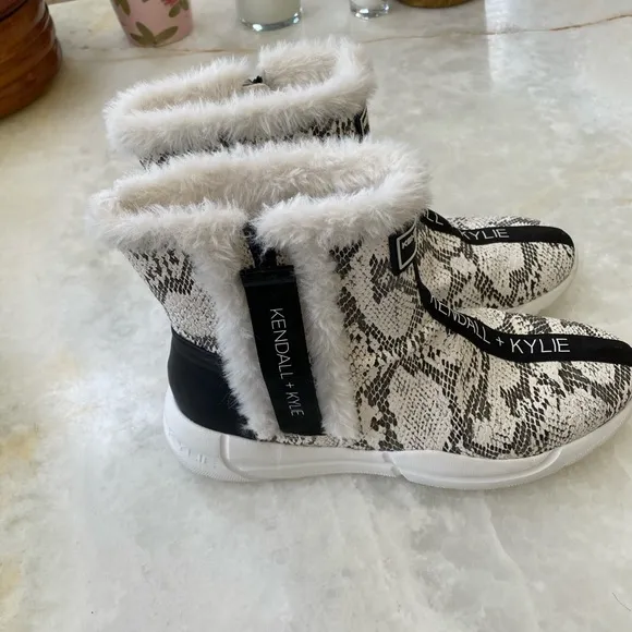 Kendall   Kylie Black and White Boots
