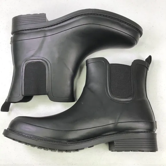 KENNETH Cole New York Gen Rain Chelsea Boots