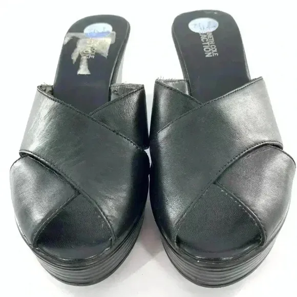 Kenneth Cole reaction sandals 7.5 head light black leather Y2k chunky vintage