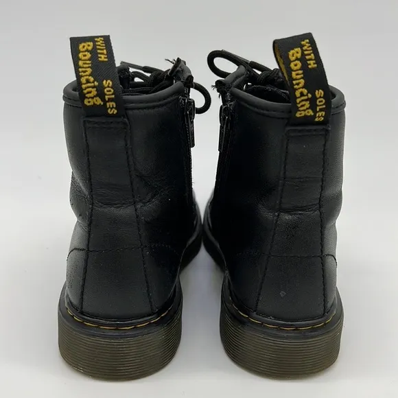 Kids Dr. Marten Boots