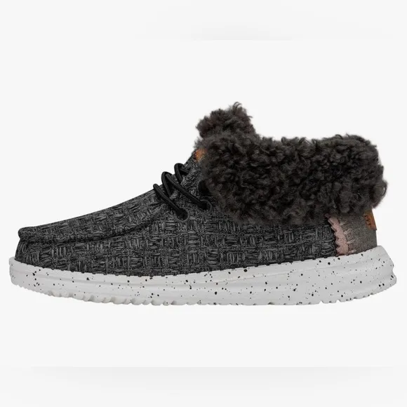 Kids Hey Dude Black Wendy Fold Stitch Cozy Shoes/Lined        Youth 13  …