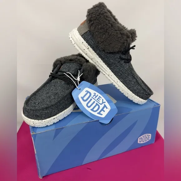 Kids Hey Dude Black Wendy Fold Stitch Cozy Shoes/Lined        Youth 13  …