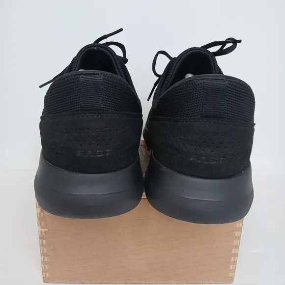 Kizik Madrid Eco Knit Tennis Shoes All Black Sneakers Mens 11.5 Wide Womens 13W
