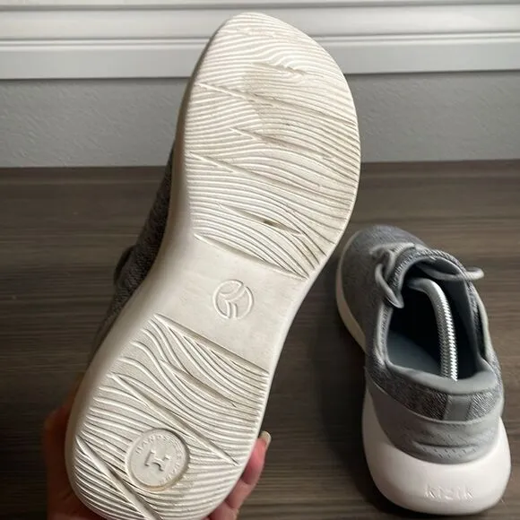 Kizik Men's Madrid Eco Knit Sneakers Size 8.5W