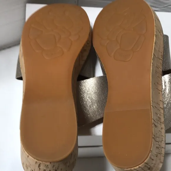 Kork ease Menzie leather upper cork slides. NWOT