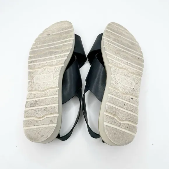 Korks Black Leather Cross Slingback Sandals 11