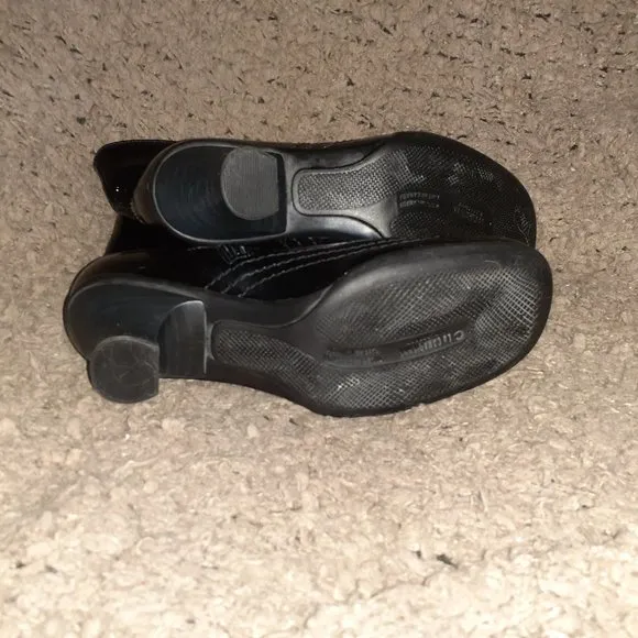 LA CANADIENNE-Black Crinkly Patent Leather Booties-Side Zip-Sz 5.5-Excellent