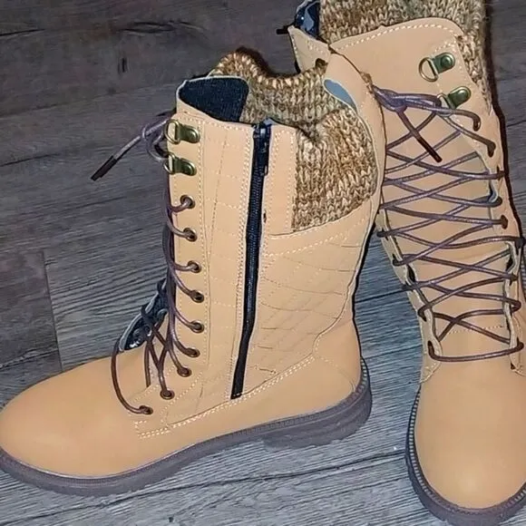 Ladies lace-up boots sz 6.5