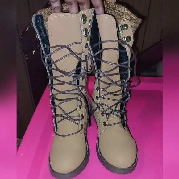 Ladies lace-up boots sz 6.5