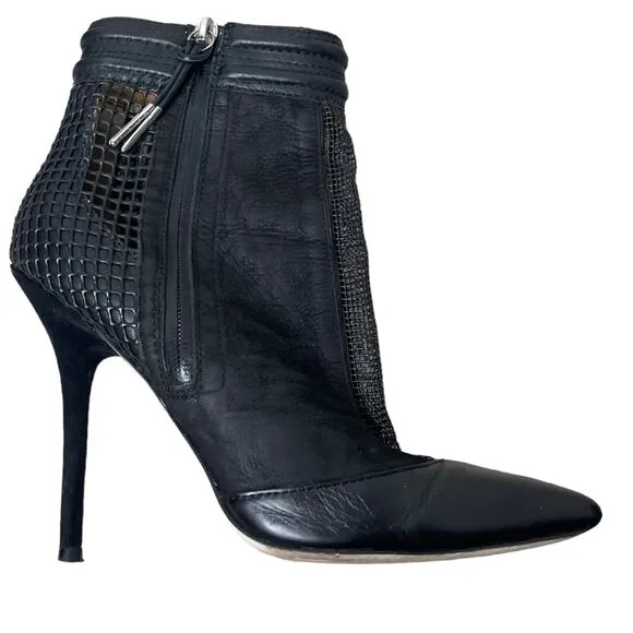 L.A.M.B. Gwen Stefani Sloan Bootie Boots Side Zip Pointed Toe Suede Leather 9 M