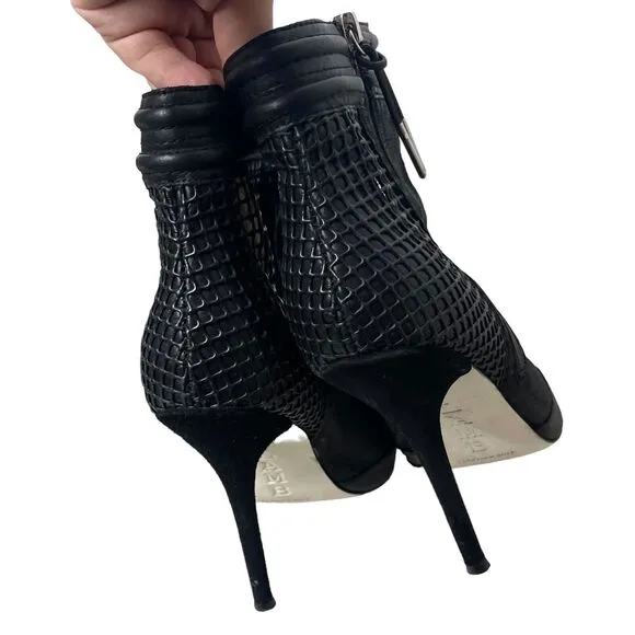 L.A.M.B. Gwen Stefani Sloan Bootie Boots Side Zip Pointed Toe Suede Leather 9 M