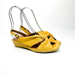 L'Amour Des Pieds Women's Burkett Yellow Buttery Soft Leather Wedge Sandals 6.5M