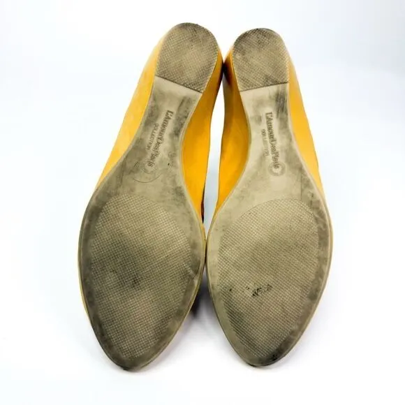 L'Amour Des Pieds Women's Burkett Yellow Buttery Soft Leather Wedge Sandals 6.5M