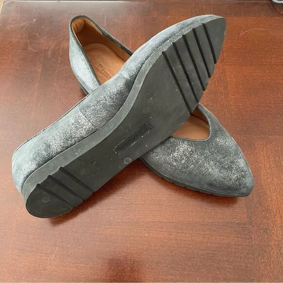 L'amour Des Pieds silver gray suede pointy toe flats