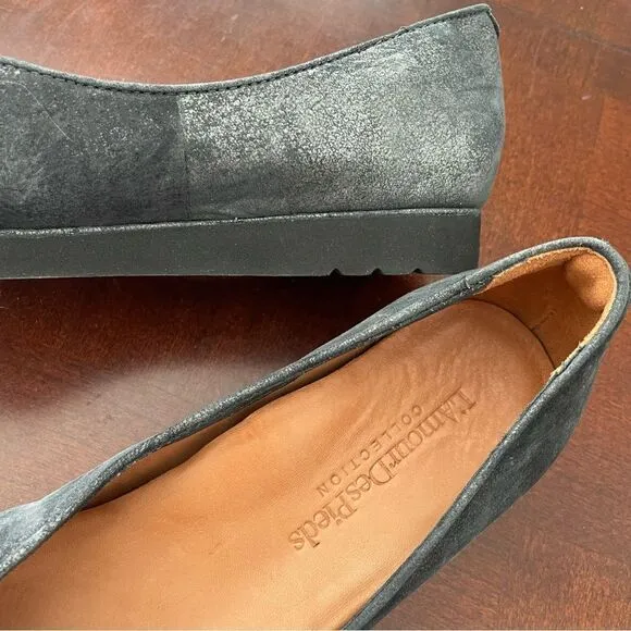 L'amour Des Pieds silver gray suede pointy toe flats