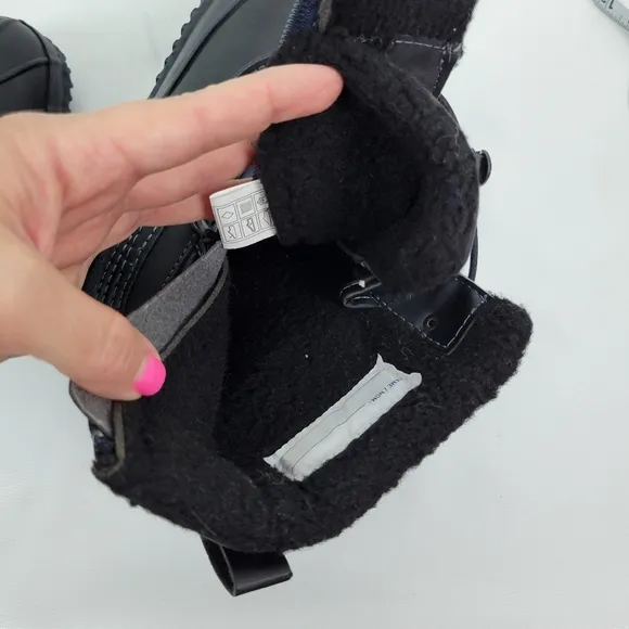Lands' End Winter Insulated Snow Rain Boots Boys Sz 2