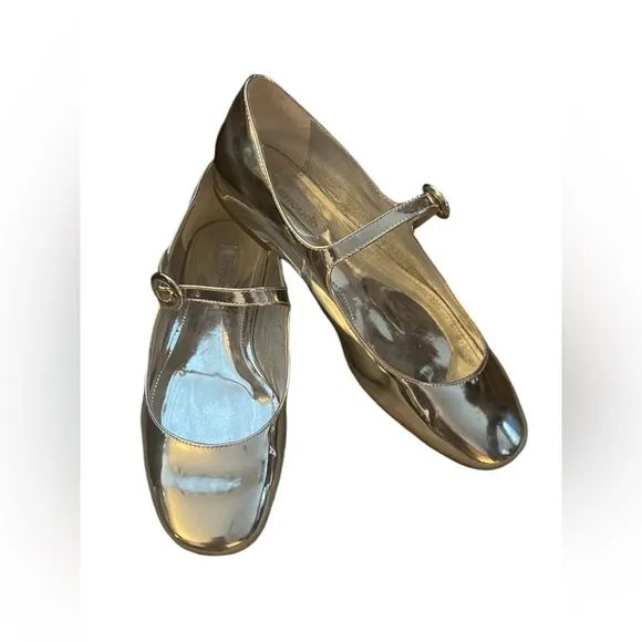 Larroudé Blair Silver Patent Leather Mary Jane Flats Dize 6.5