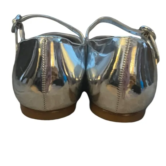 Larroudé Blair Silver Patent Leather Mary Jane Flats Dize 6.5