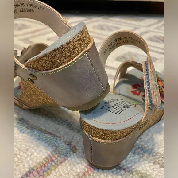 L'Artiste Spring Step Delight Grey Multi Flowers Leather Sandals 36