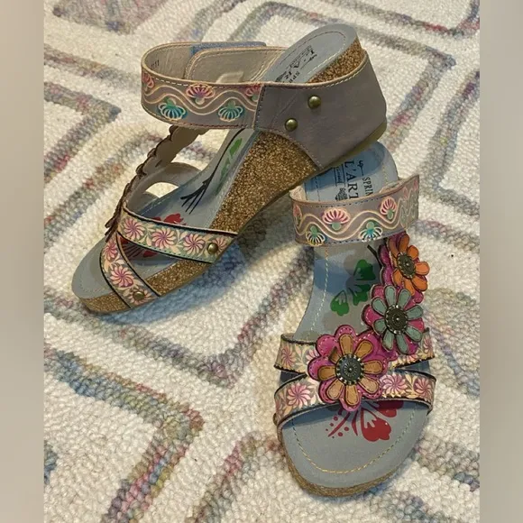 L'Artiste Spring Step Delight Grey Multi Flowers Leather Sandals 36