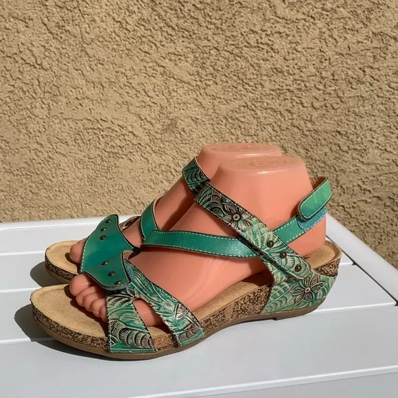 L’Artiste Spring Step Quilana green/turquoise leather sandals 9 (European 40)