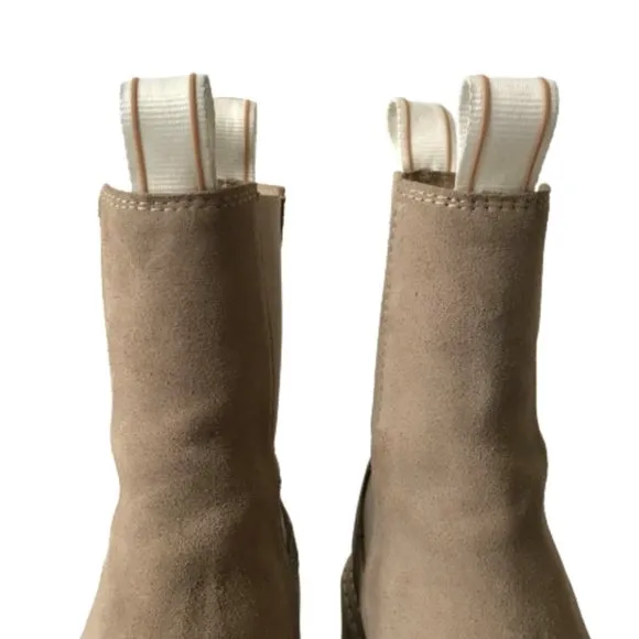 Last Daze Chelsea Boots Booties Womens 41 10 Tan Beige Elastic Side Panel Chunky
