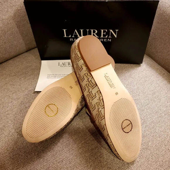 Lauren Ralph Lauren Logo Loafers size 8