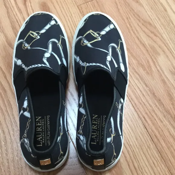 Lauren Ralph Lauren womens 6B black link print cotton canvas Jinny loafers.