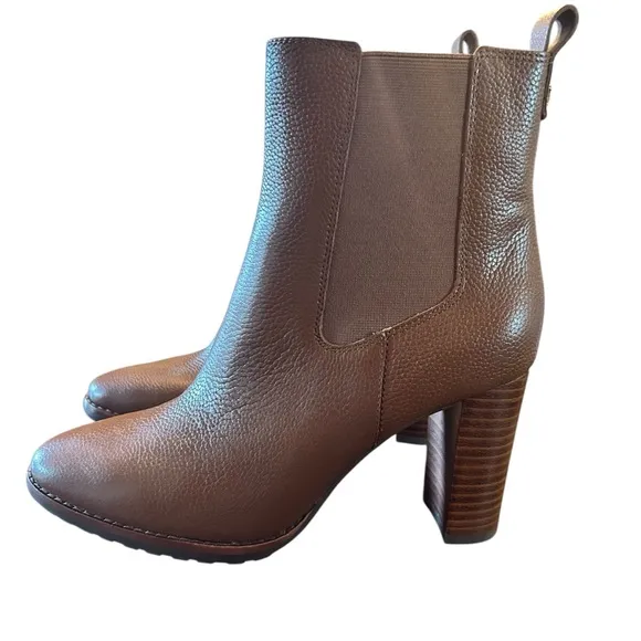 Lauren Ralph Lauren Women's Mylah Pull-On Chelsea Boot Size 8.5