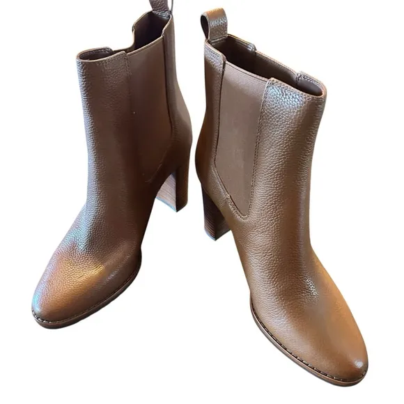 Lauren Ralph Lauren Women's Mylah Pull-On Chelsea Boot Size 8.5