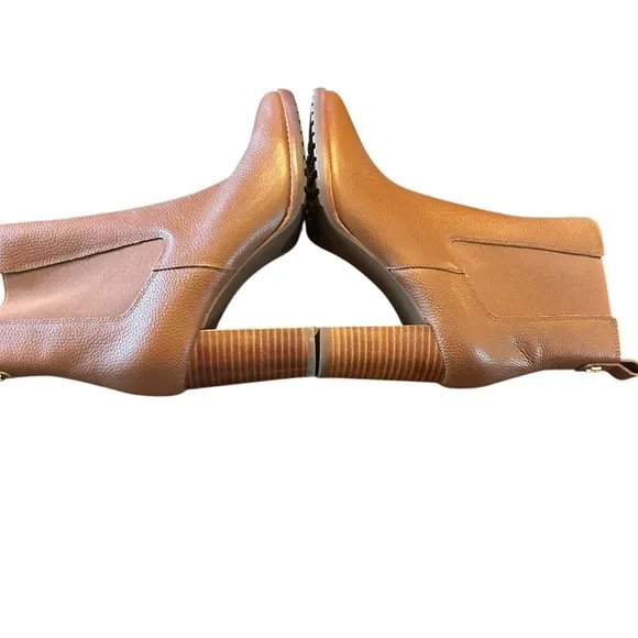 Lauren Ralph Lauren Women's Mylah Pull-On Chelsea Boot Size 8.5
